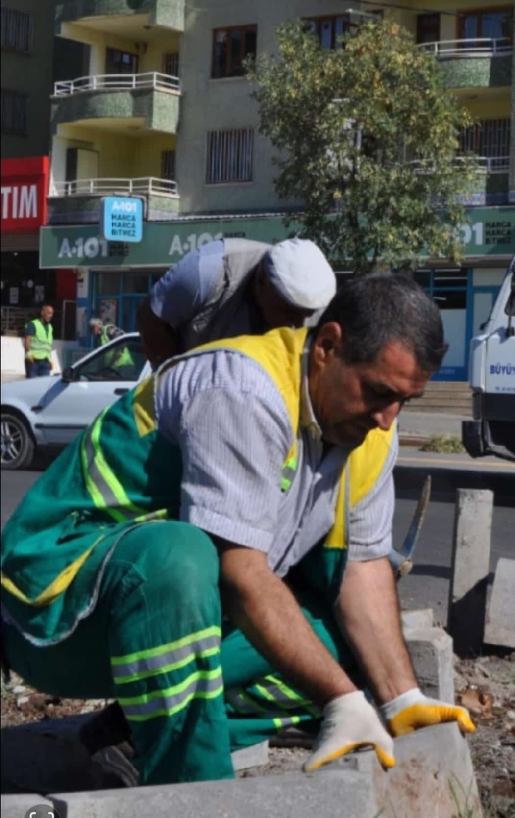 Diyarbakır Büyükşehir Belediyesi “Belediye İşçilerine” Mobbing Uygulayacağım Diye Ölüme Terk Ediyor
